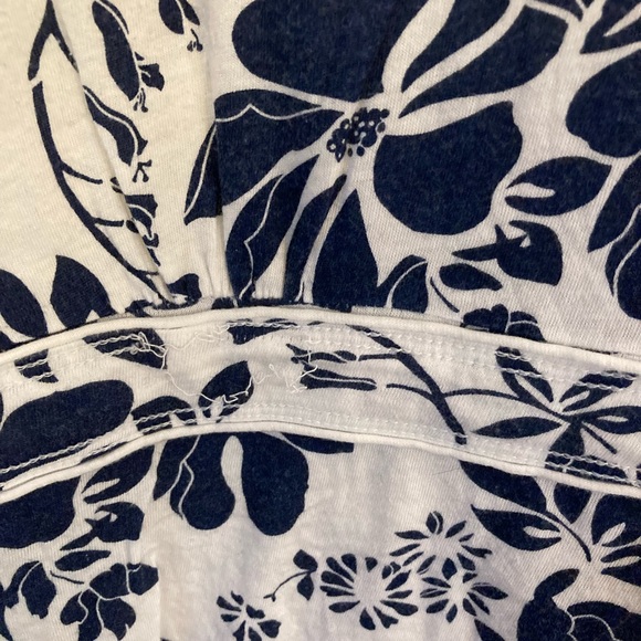 Women’s top - Picture 4 of 4